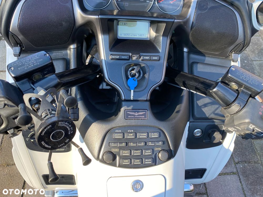 Honda GL - 12