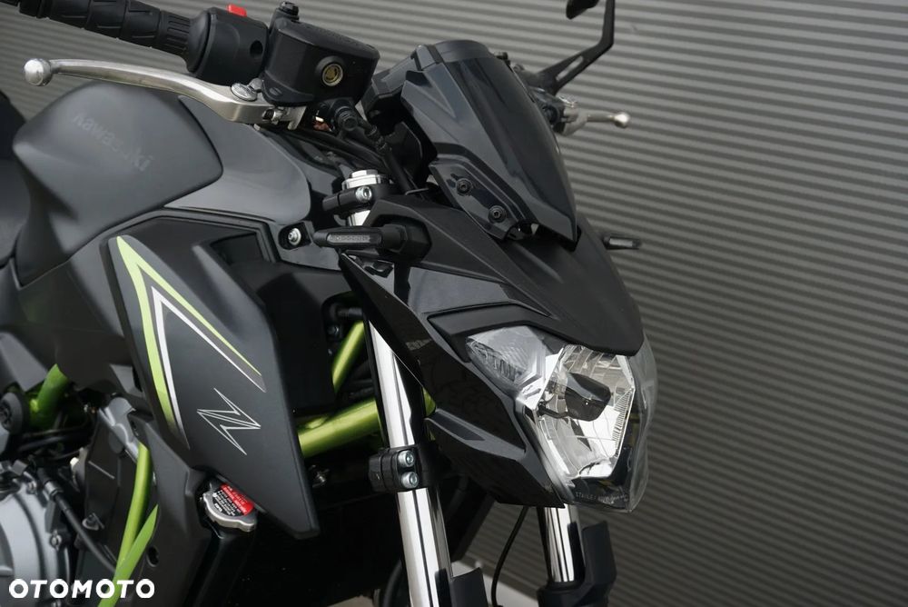 Kawasaki Z 650 - 11