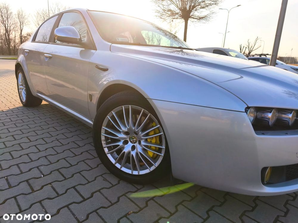 Alfa Romeo 159 - 8