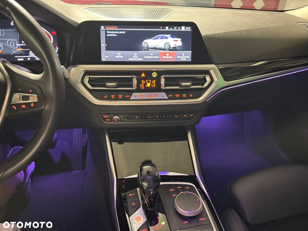 BMW Seria 3 320d - 25