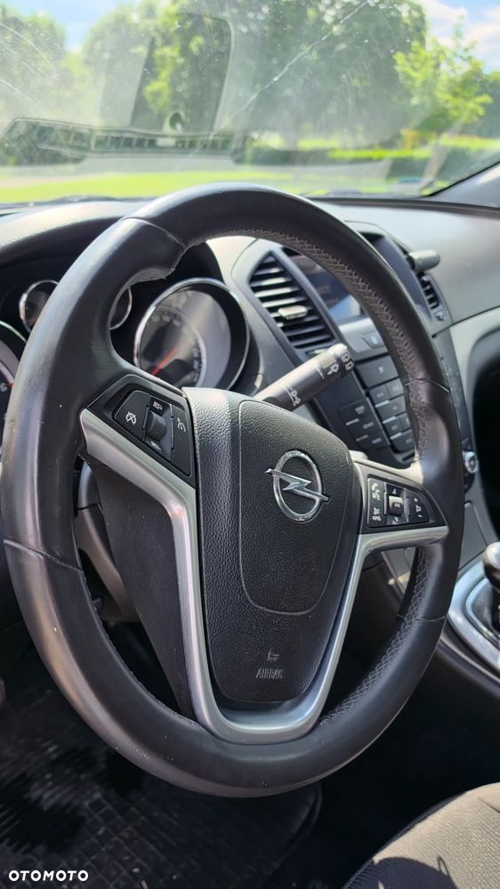 Opel Insignia 2.0 CDTI - 16