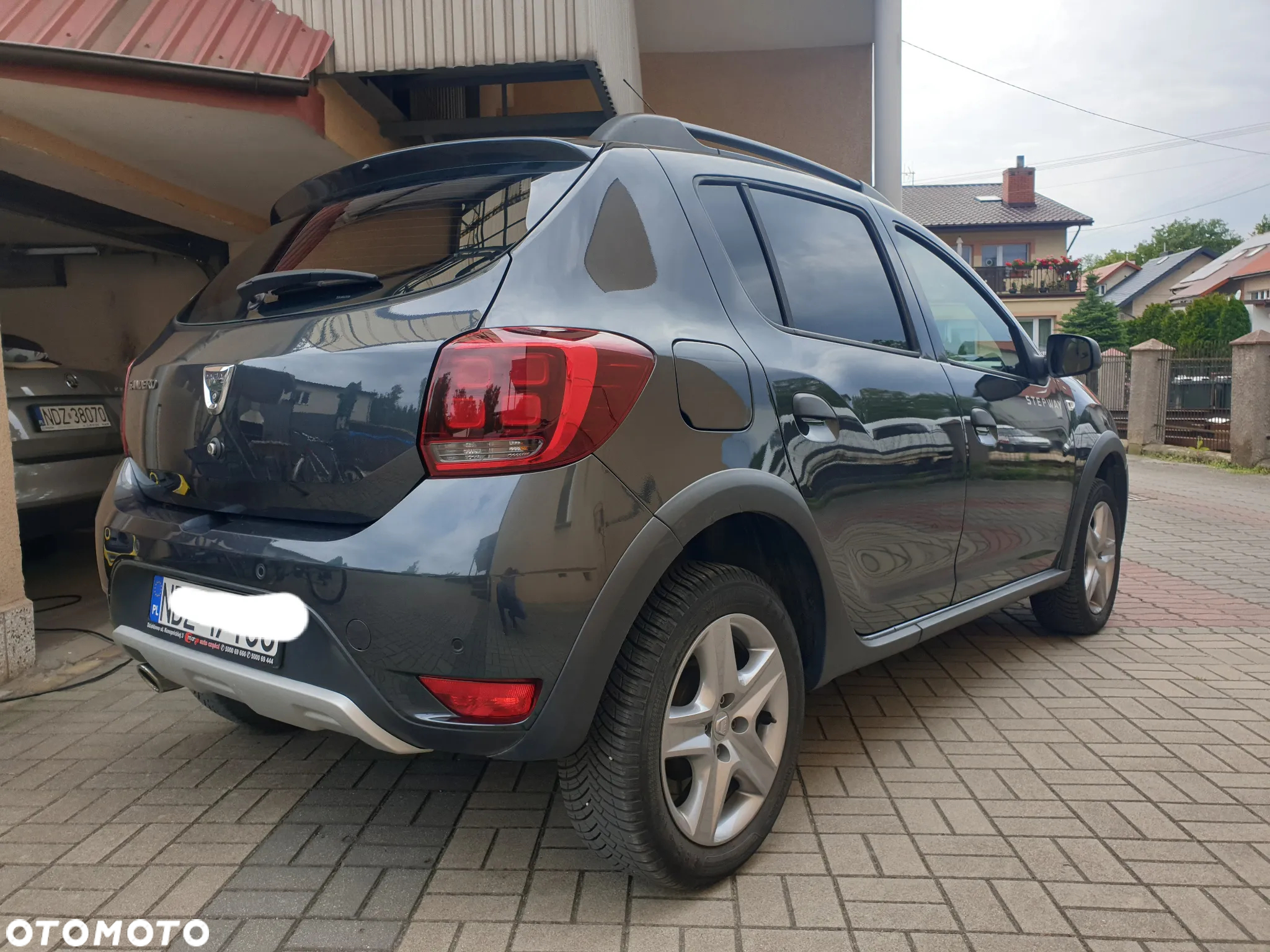 Dacia Sandero Stepway 0.9 TCe Laureate - 2