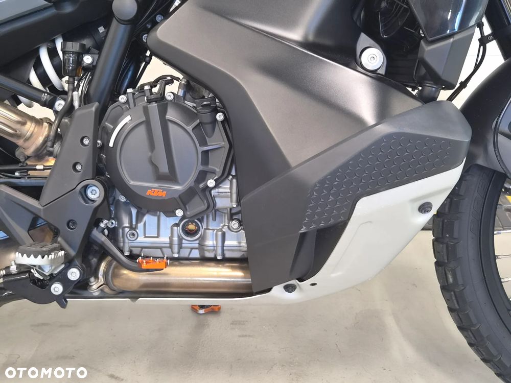 KTM Adventure 890 - 31