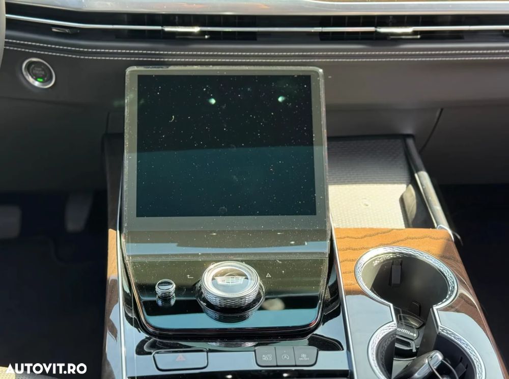 Cadillac Escalade - 14