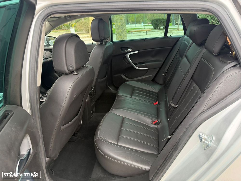 Opel Insignia Sports Tourer 2.0 CDTi Cosmo - 19