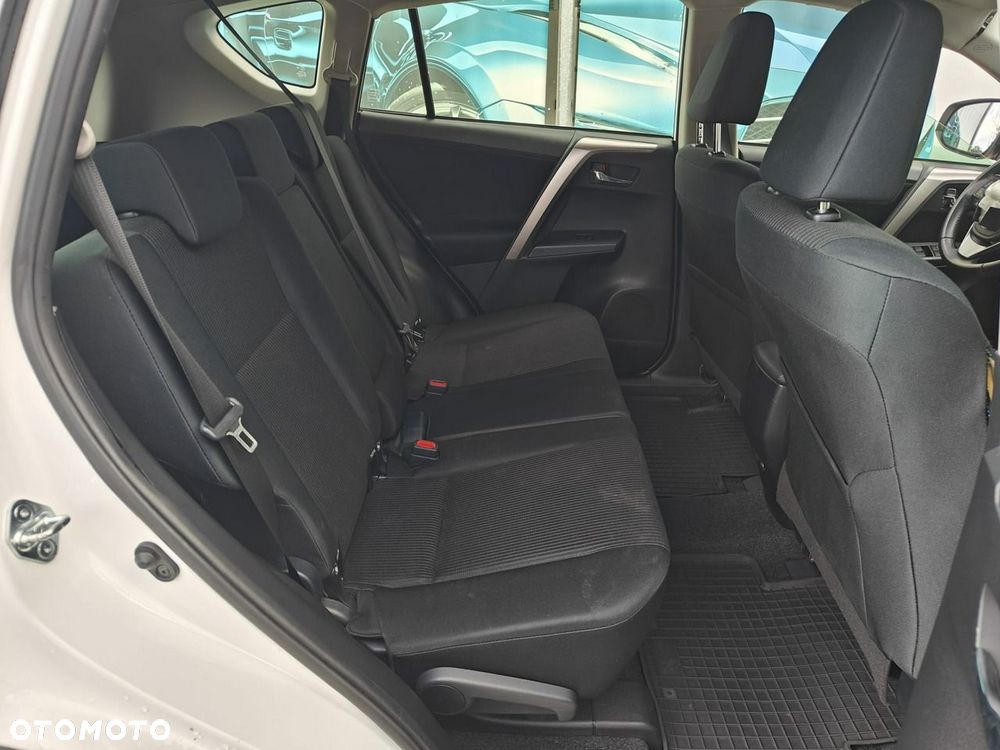 Toyota RAV4 - 14