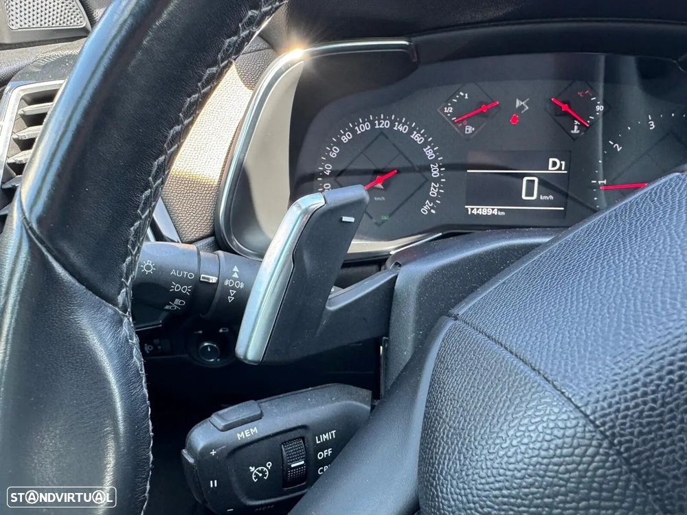 DS DS7 Crossback 1.5 BlueHDi Performance Line EAT8 - 30