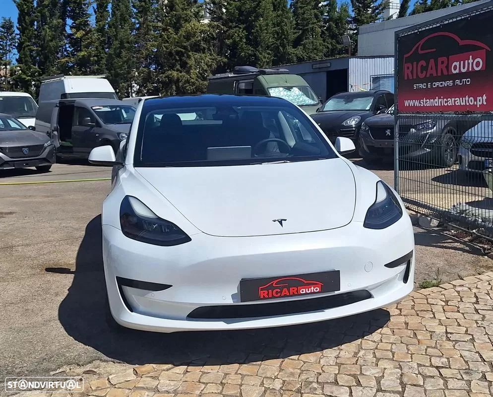 Tesla Model 3 Standard Range Plus RWD - 2