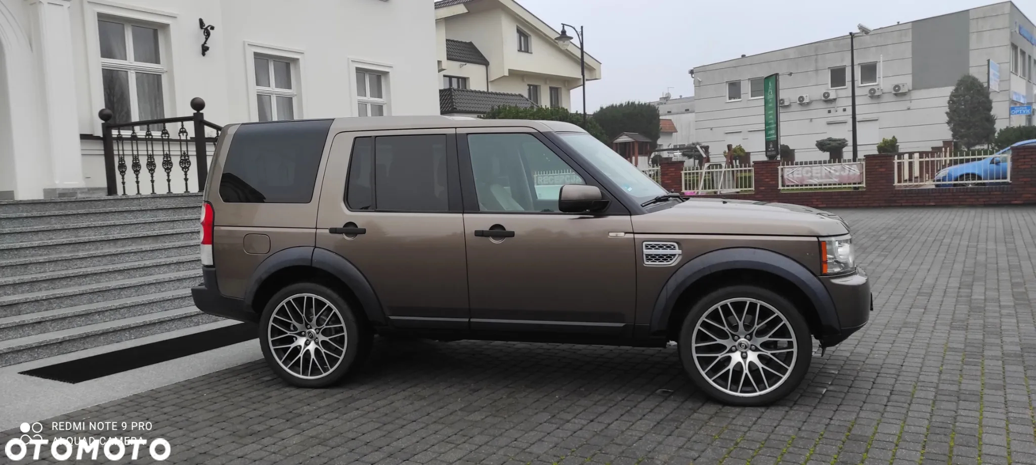 Land Rover Discovery IV 3.0 TD V6 HSE - 20