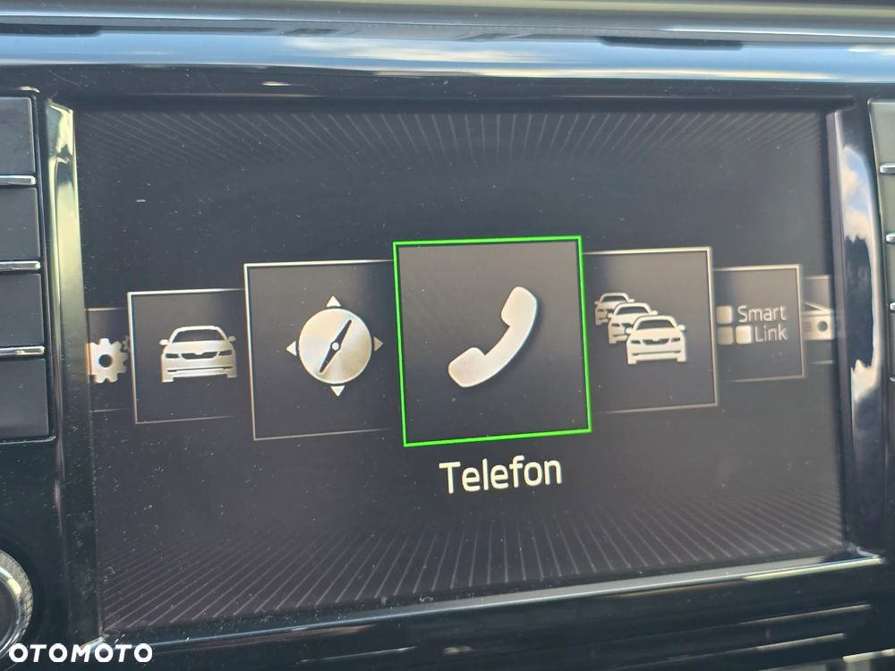 Skoda Superb 2.0 TDI DSG Premium Edition - 28