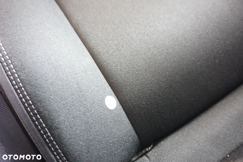 Volvo V40 D3 Geartronic Kinetic - 20