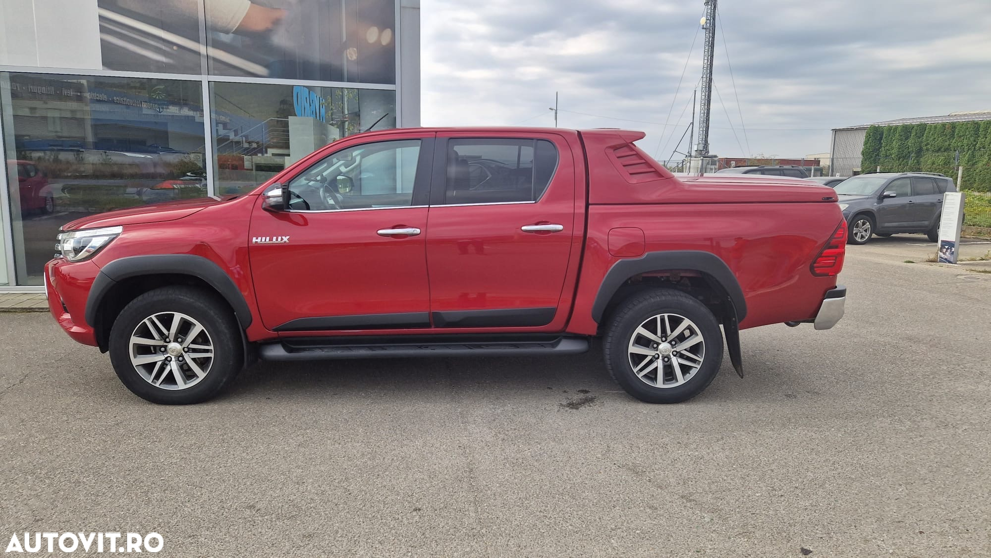 Toyota Hilux 4x4 Double Cab A/T Invincible - 4