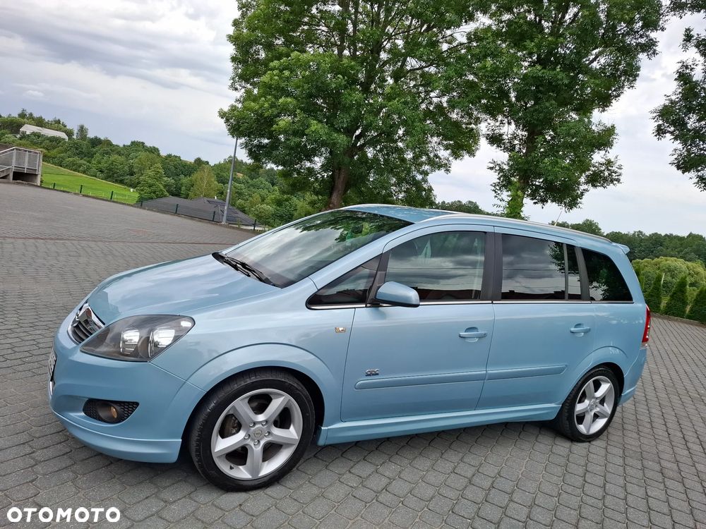 Opel Zafira 1.8 Sport - 10