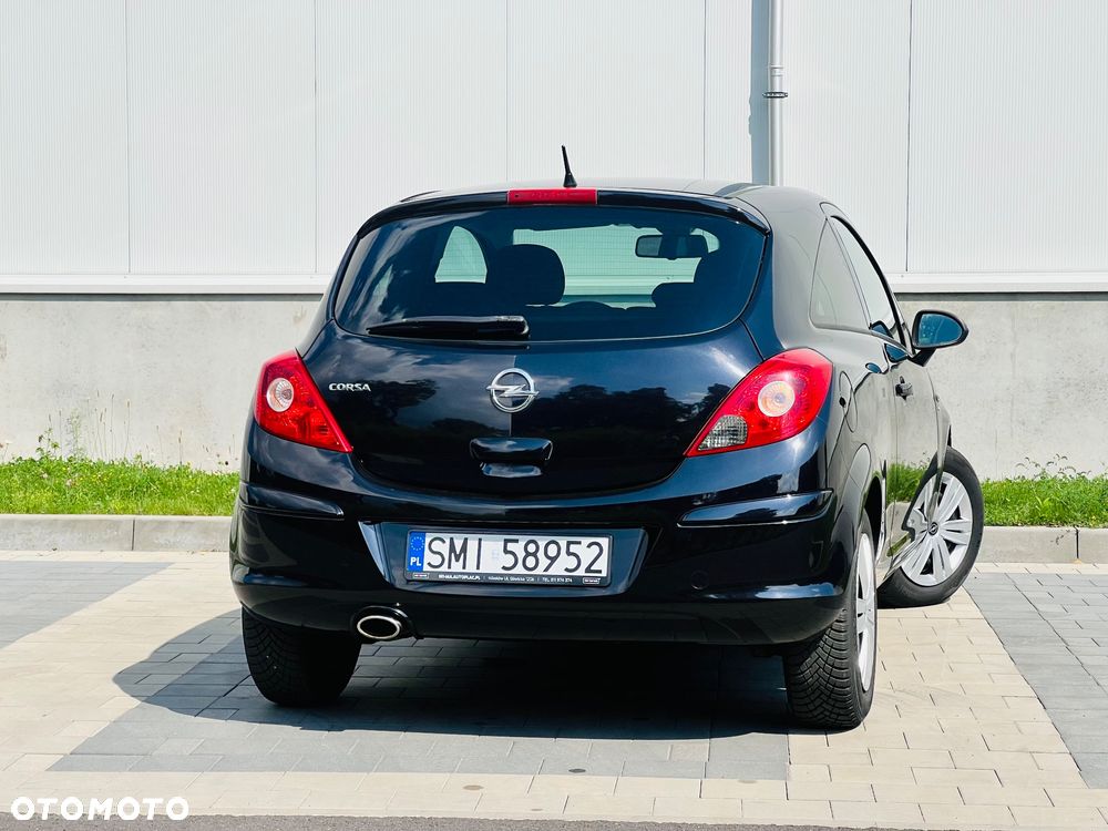 Opel Corsa 1.4 16V Satellite - 19