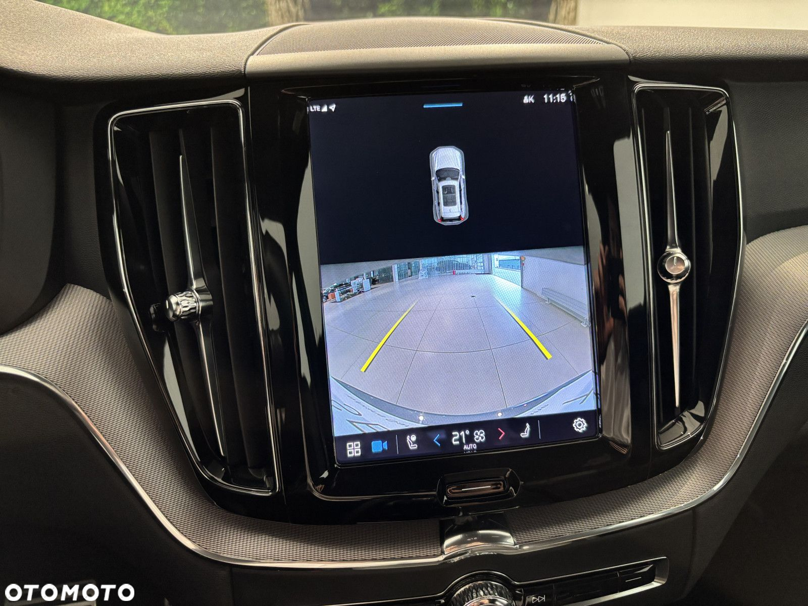Volvo XC 60 - 18