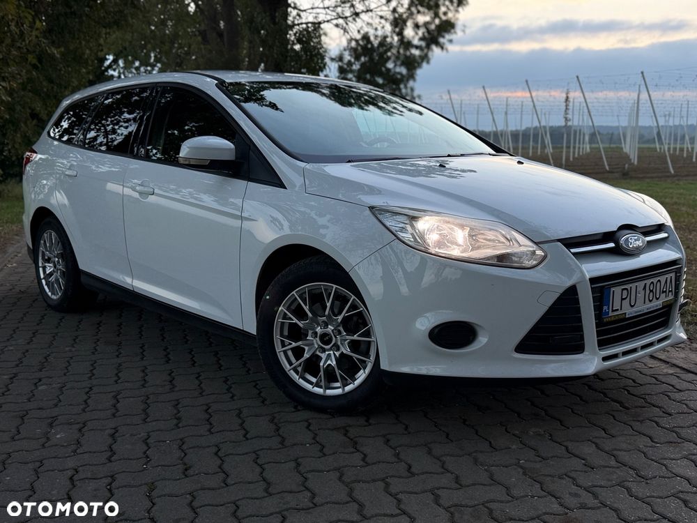Ford Focus 1.6 Ambiente - 11