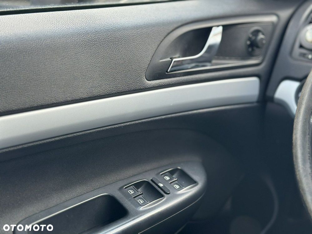 Skoda Octavia 2.0 TDI DPF 4x4 Scout - 30