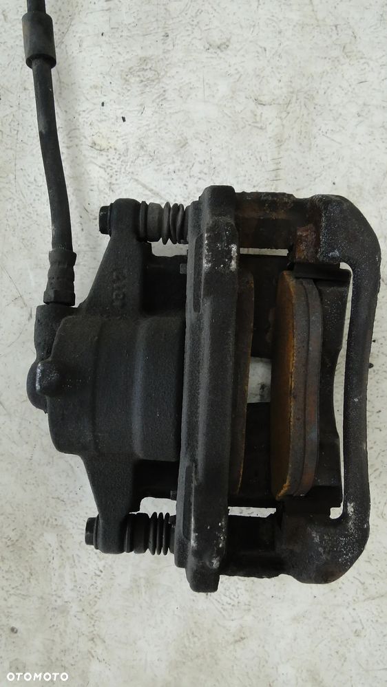 LANCIA MUSA FIAT IDEA ZACISK HAMULCOWY PRAWY PRZÓD PRZEDNI 1.9JTD - 3