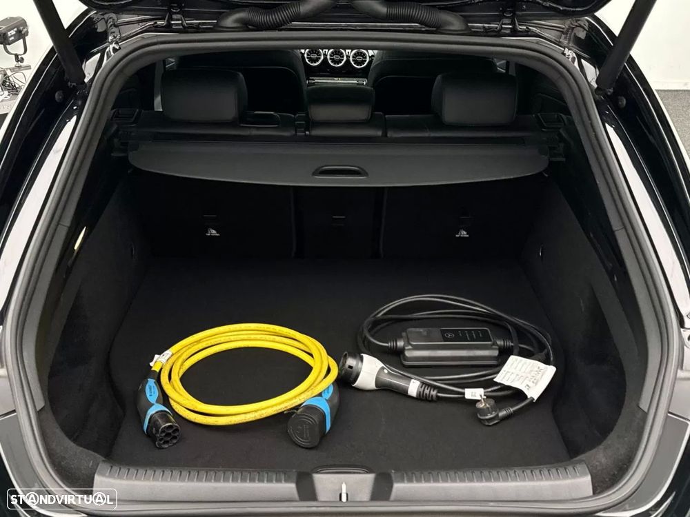 Mercedes-Benz CLA 250 e Style Plus - 27