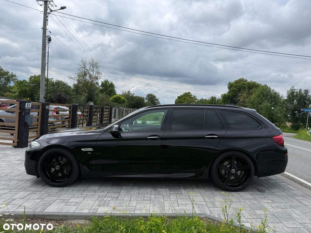 BMW Seria 5 525d Sport-Aut Luxury Line - 36
