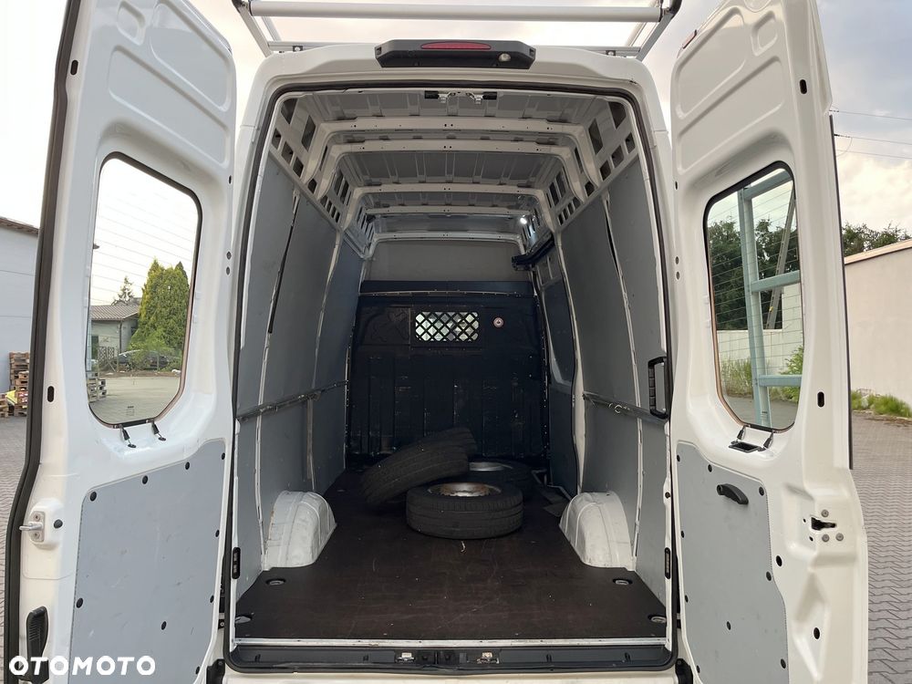 Iveco DAILY 35S14 - 8