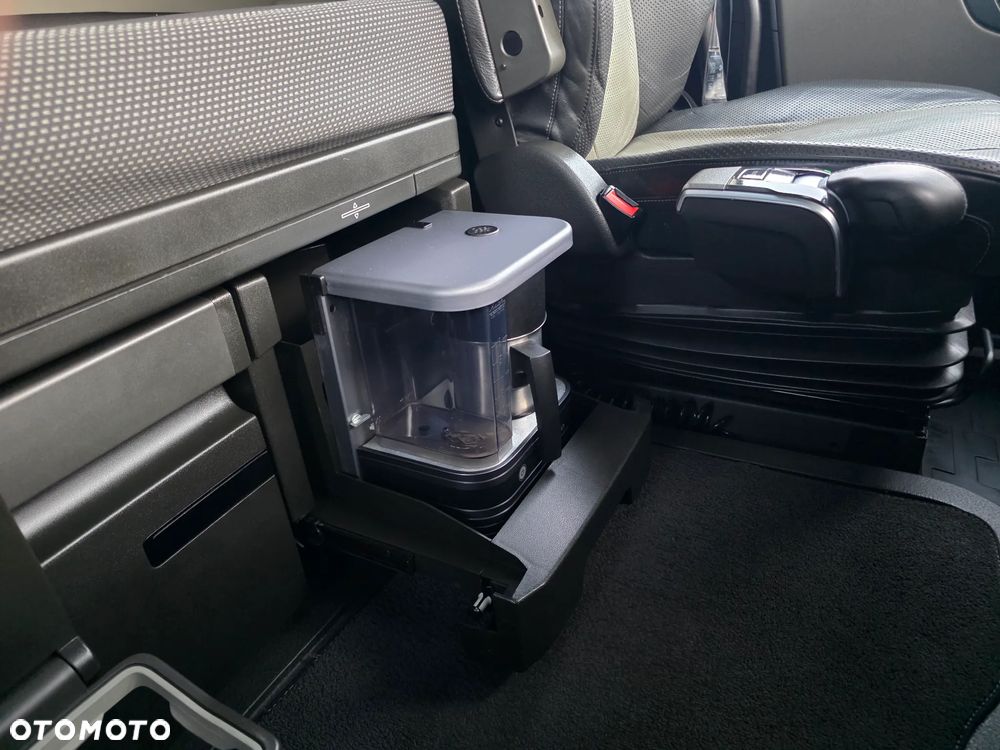 Volvo FH500/EURO6/ADR/FULL LED/ZŁOTY KONTAKT/SPROWADZONE Z NIEMIEC - 35