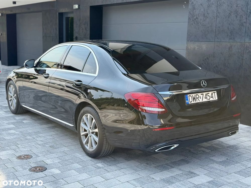 Mercedes-Benz Klasa E 200 d Business Edition 9G-TRONIC - 4