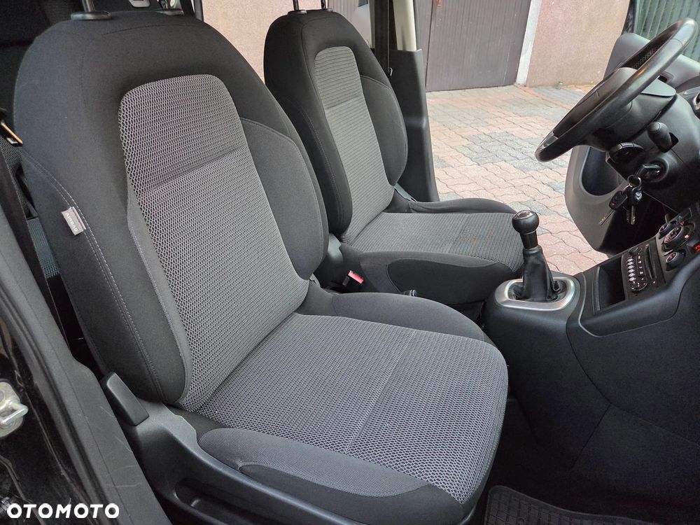Citroën C3 Picasso VTi 120 Exclusive - 27
