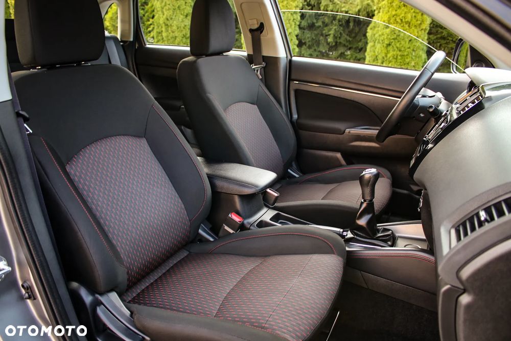 Mitsubishi ASX 1.6 Intense - 19