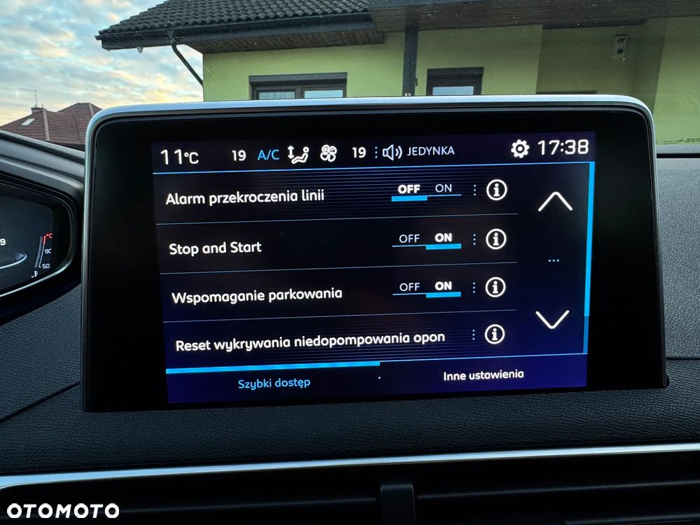 Peugeot 3008 PureTech 130 Stop & Start GPF Active - 25