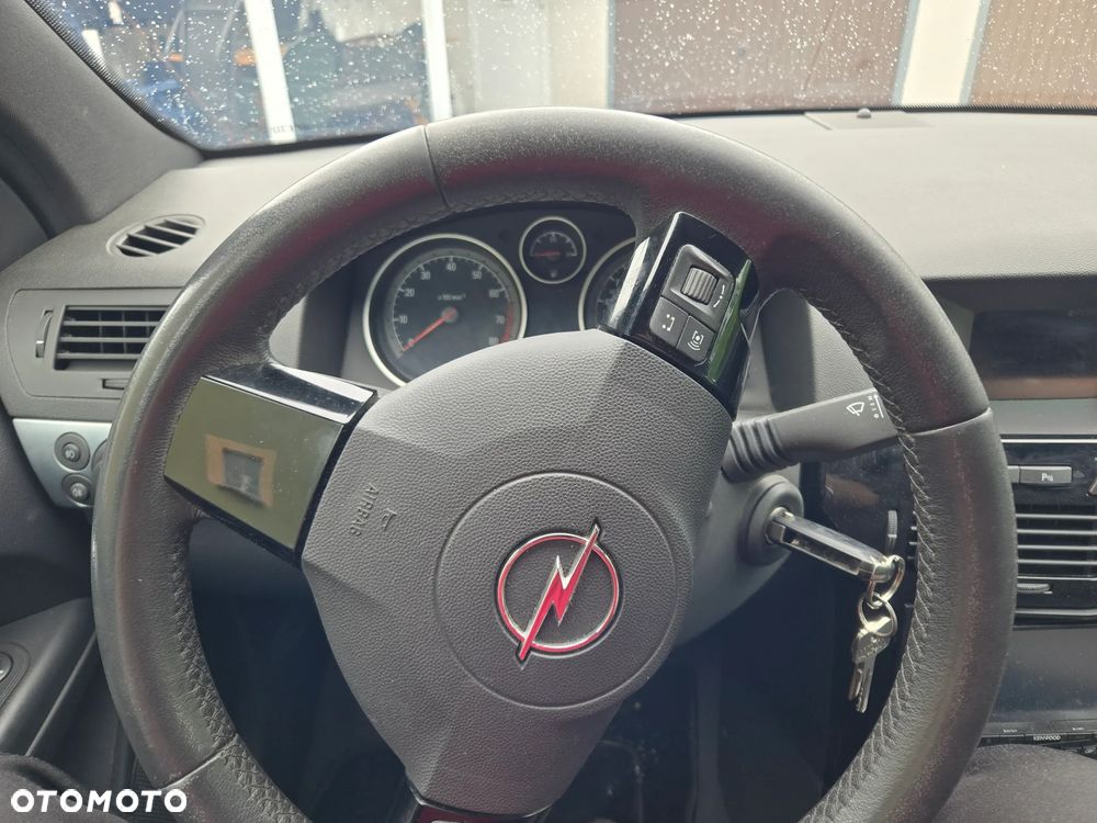 Opel Astra - 17