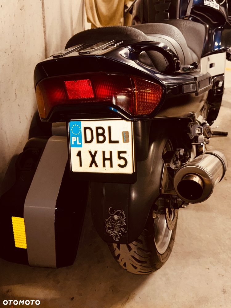 Yamaha GTS - 3