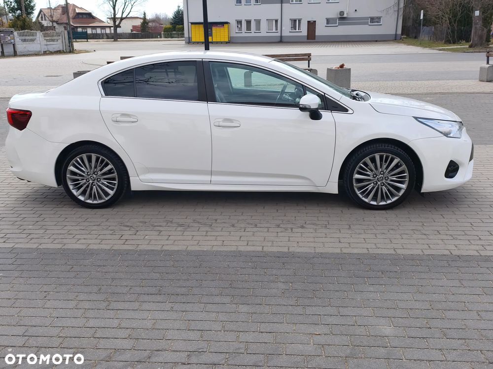 Toyota Avensis 1.8 Prestige - 13