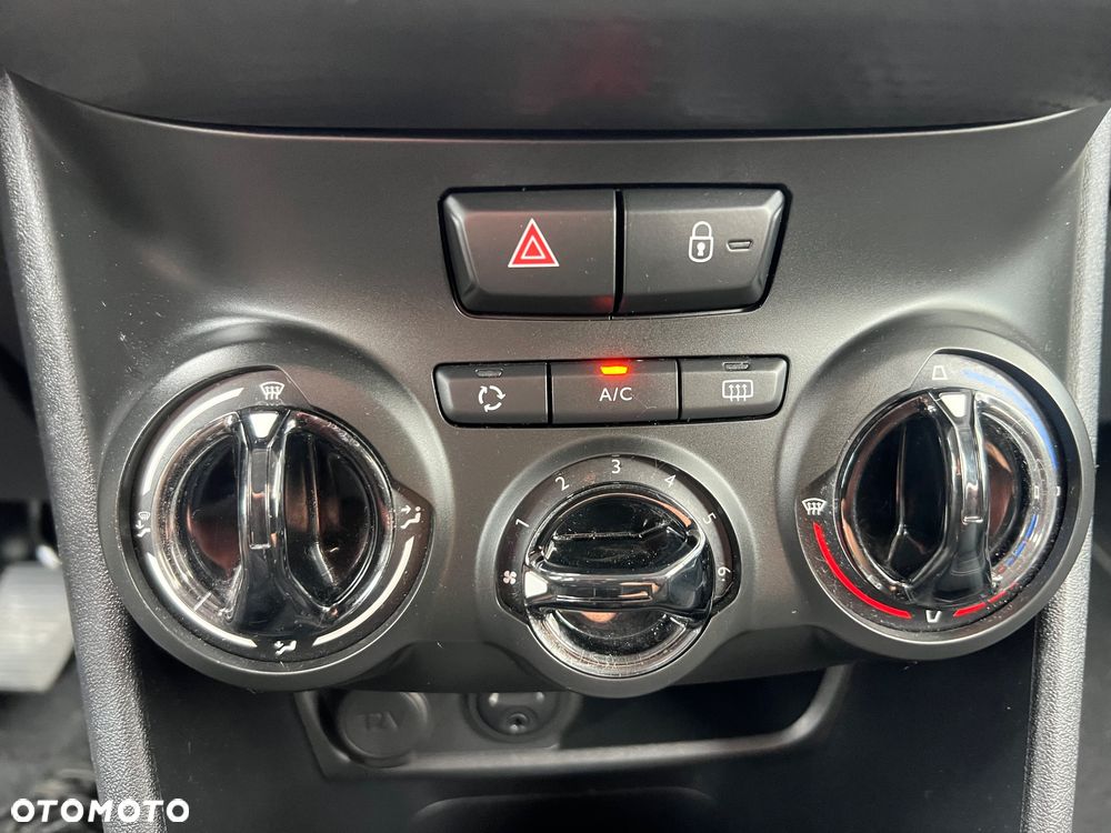 Peugeot 208 PureTech 100 Active Pack - 34