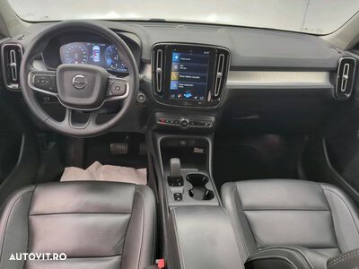 Volvo XC 40 - 9