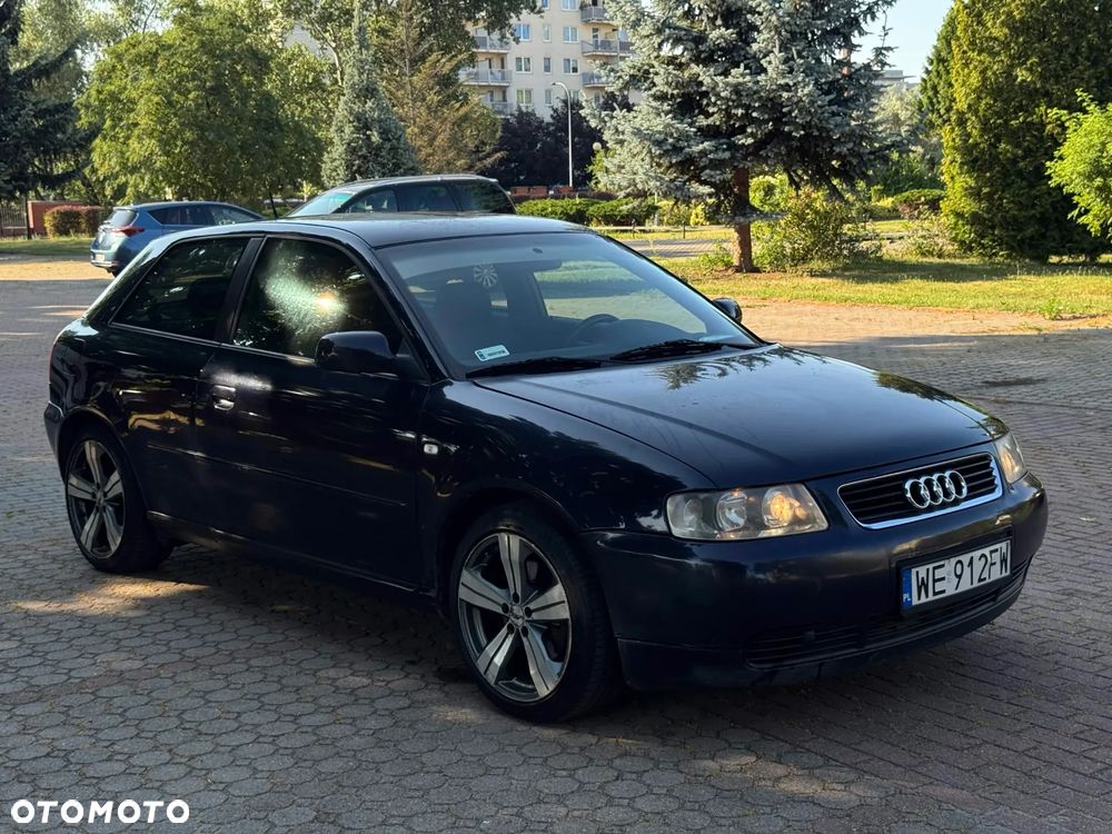 Audi A3 3-drzwiowe 1.8T Attraction - 8