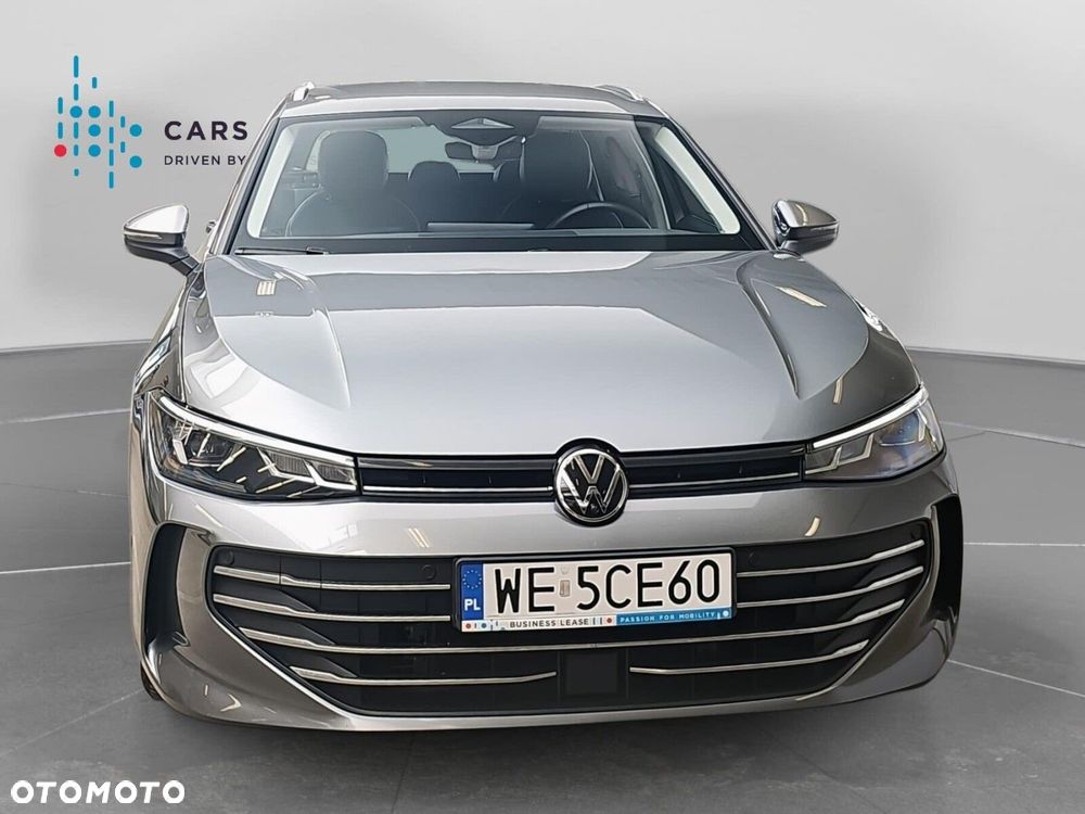 Volkswagen Passat - 5