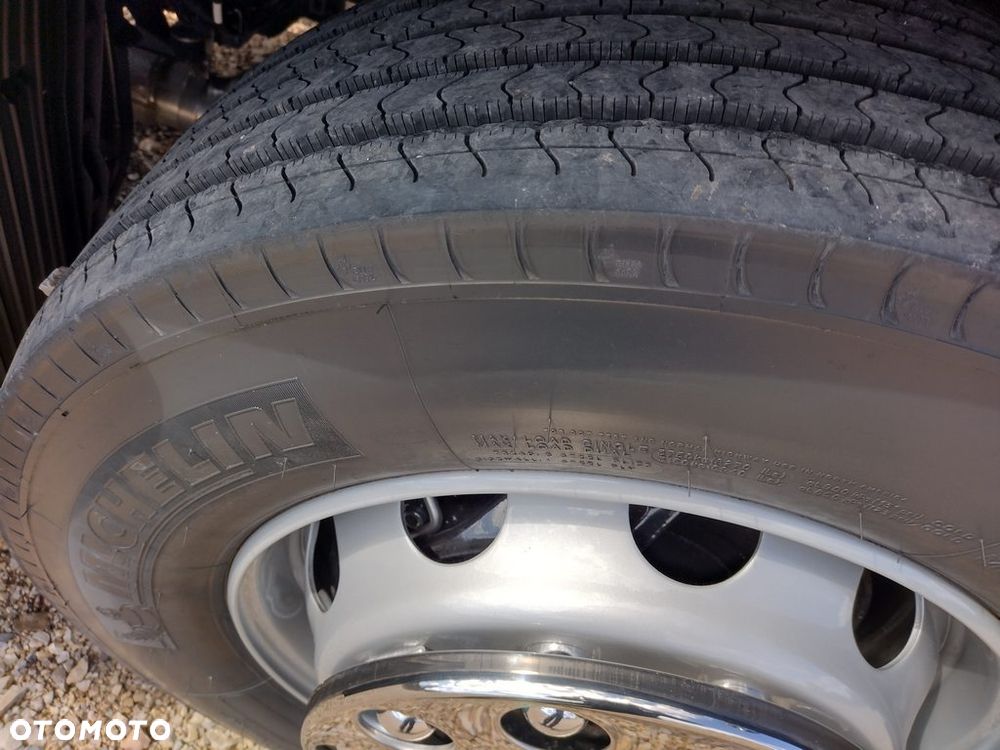 MAN TGX 18.460 Low Deck Mega - 8