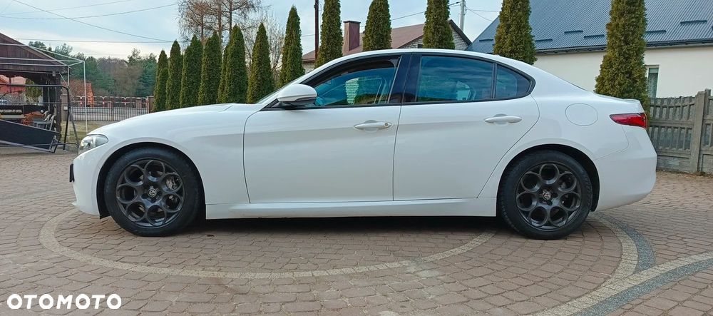 Alfa Romeo Giulia 2.2 D Turbo Super - 14