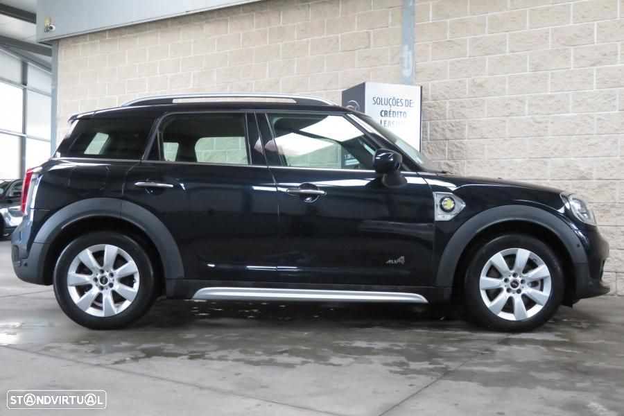 MINI Countryman Cooper SE ALL4 Auto - 41