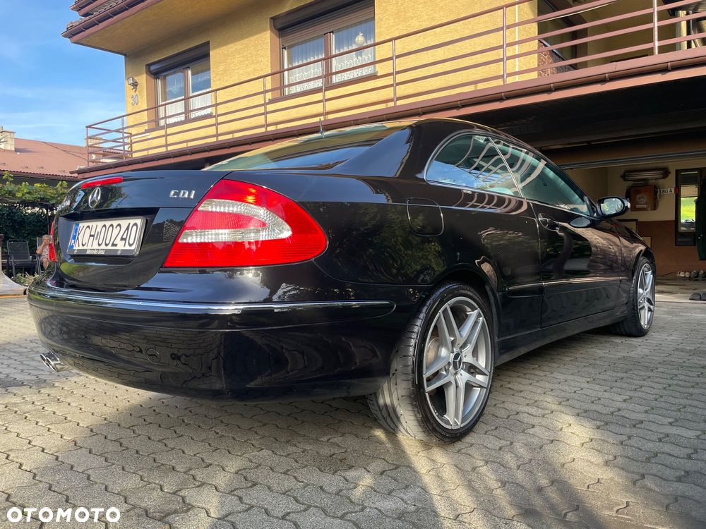 Mercedes-Benz CLK 270 CDI Avantgarde - 8