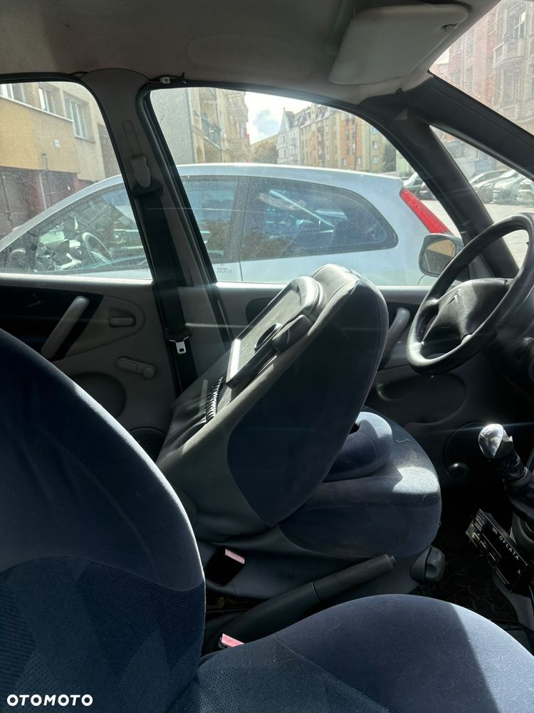 Citroën Xsara Picasso - 8