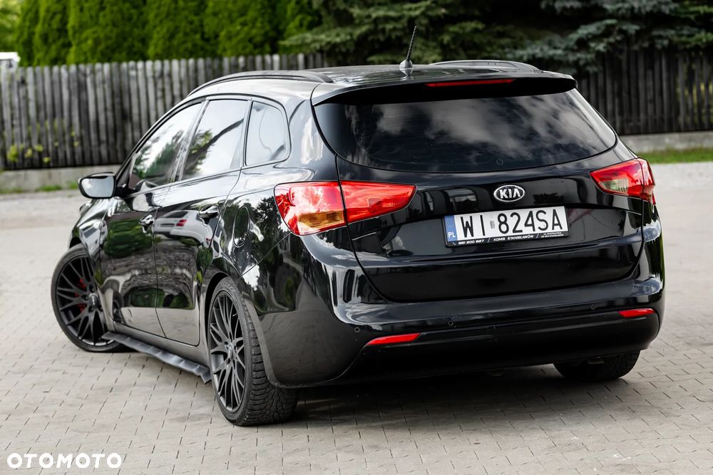 Kia Ceed 1.6 CRDi 128 Platinum Edition - 12