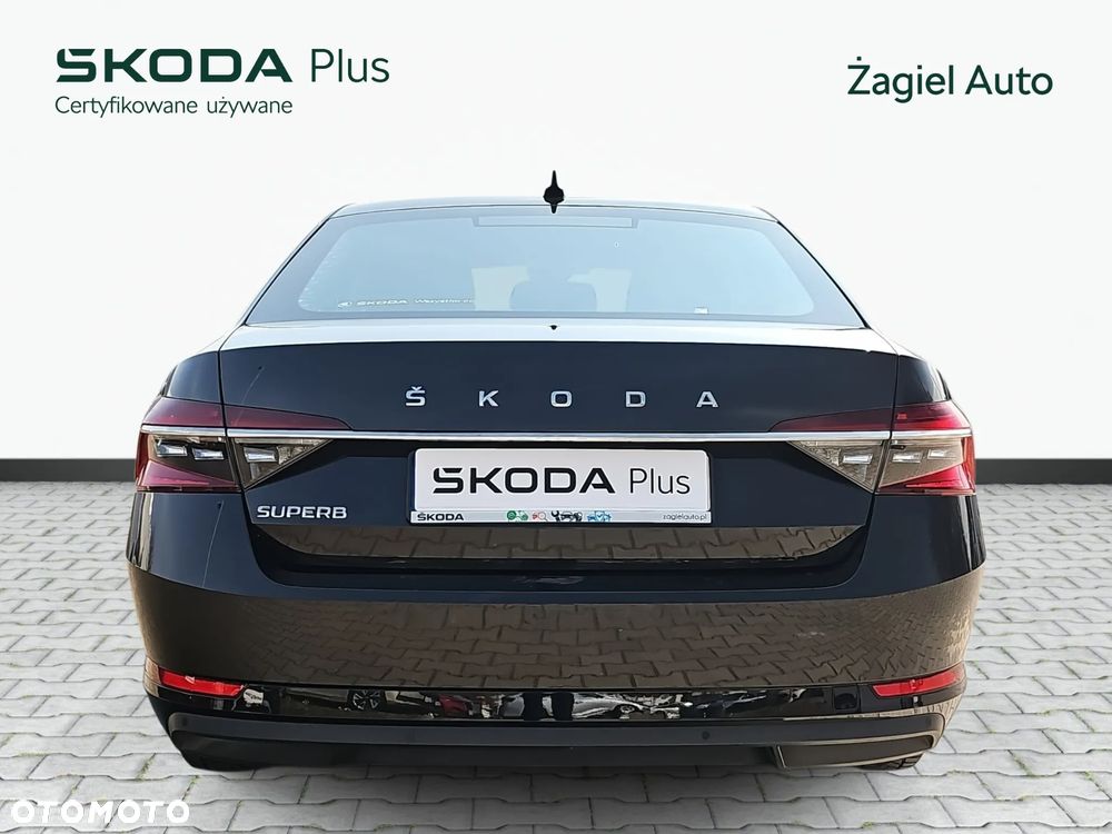 Skoda Superb 2.0 TDI SCR Ambition DSG - 4