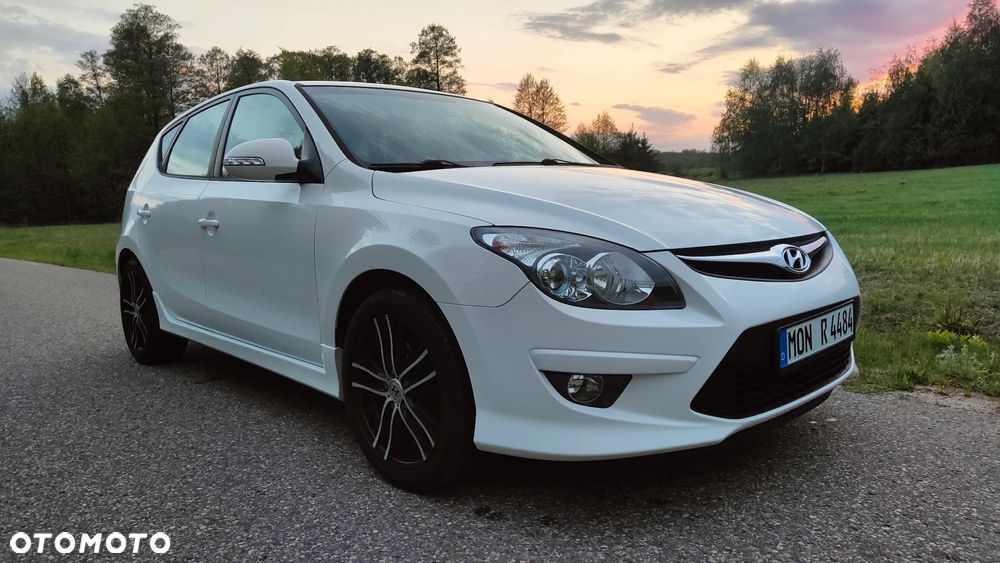 Hyundai i30 1.6 CRDi FIFA WM Edition - 15