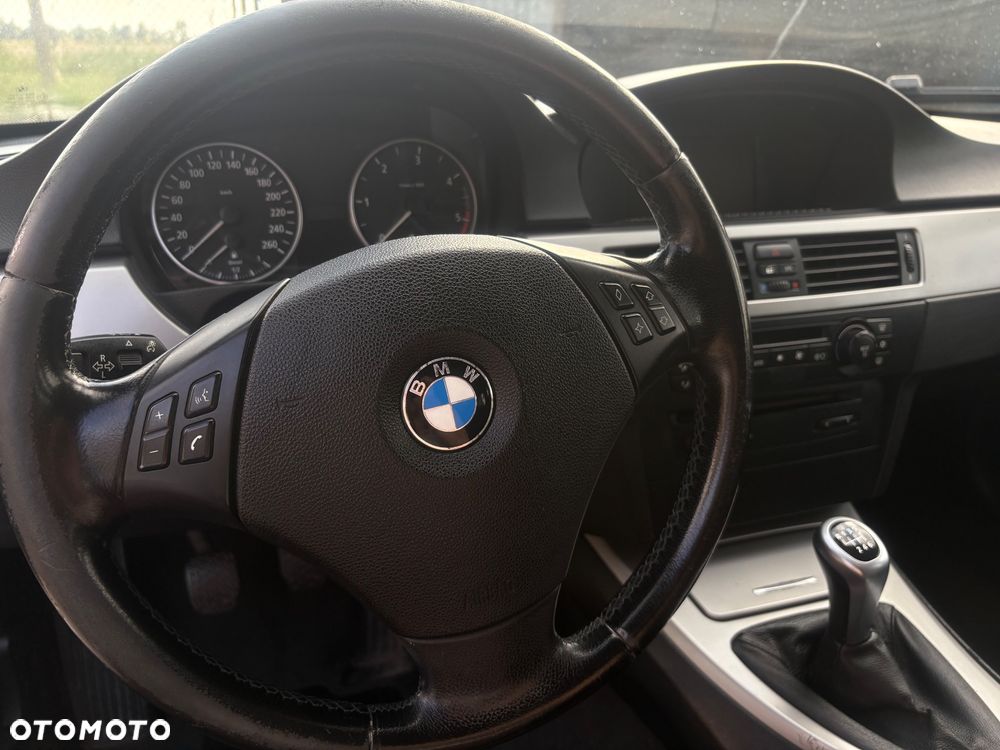 BMW Seria 3 - 14