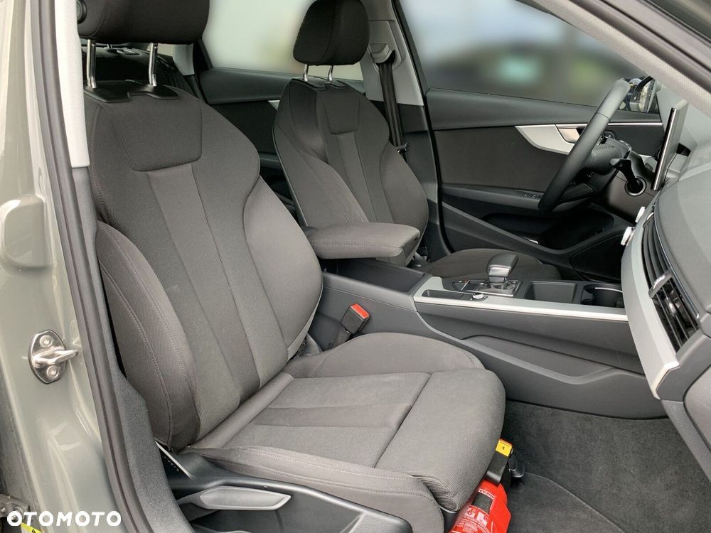Audi A4 Limousine 35 TFSI mHEV S Line S tronic - 16