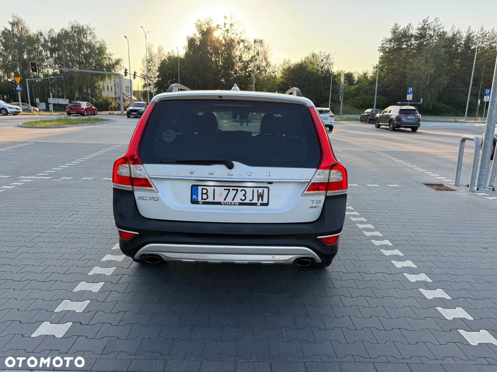 Volvo XC 70 T5 AWD Dynamic Summum - 6