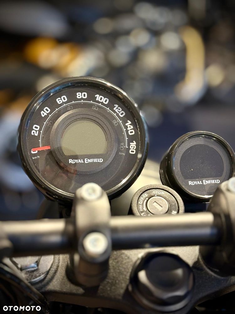 Royal Enfield HNTR - 6