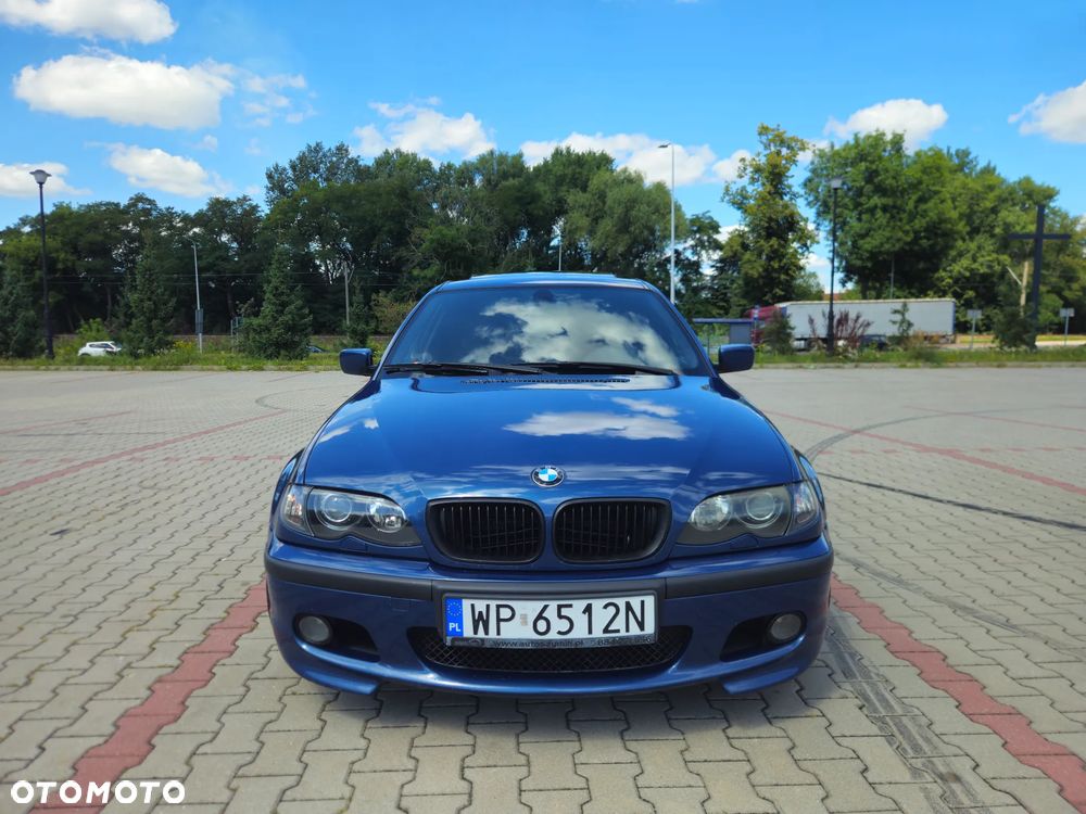 BMW Seria 3 325i - 2